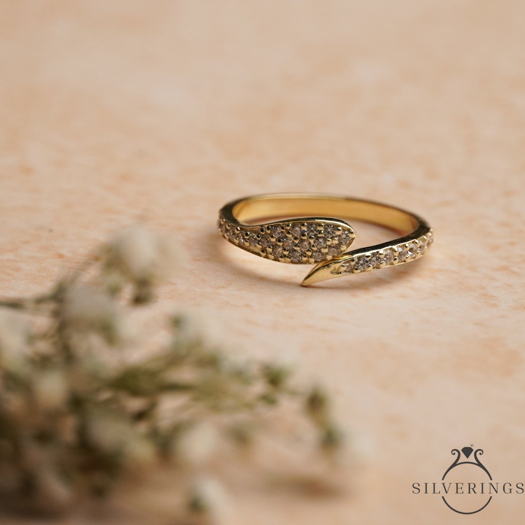 Love Clasp Zircon Gold Ring - Silverings