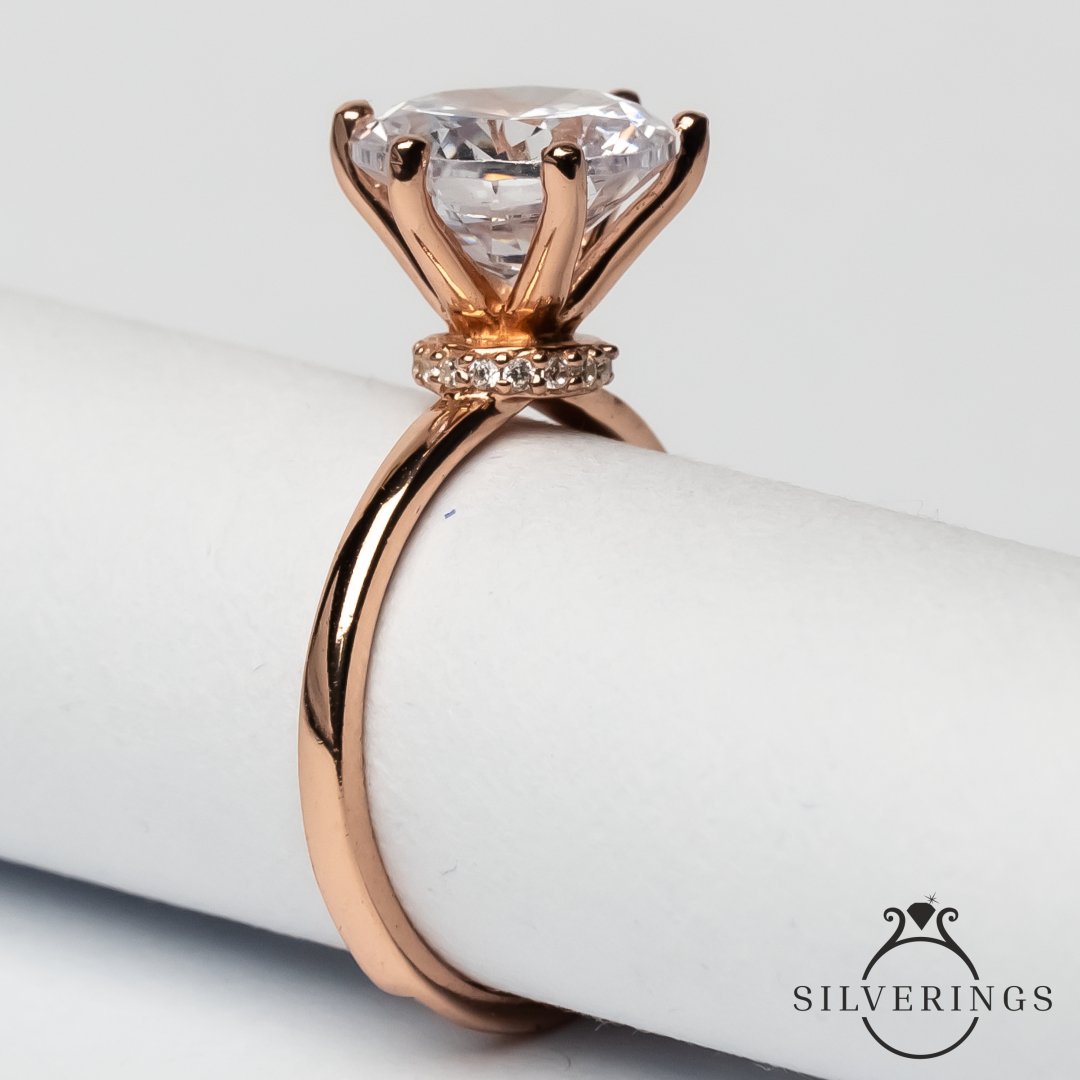 Shine bright Solitaire Zircon Ring - Silverings