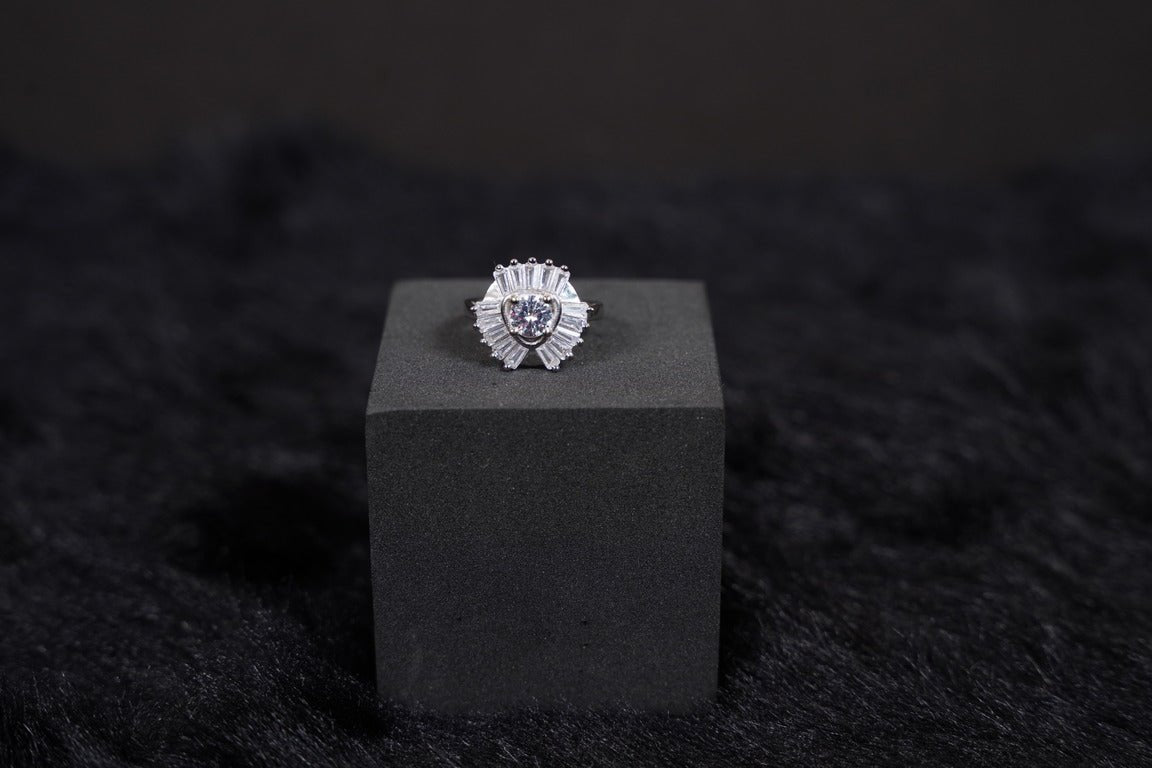 SILVERINGS 925 STERLING ENCHANTED ELEGANCE SILVER RING - Silverings