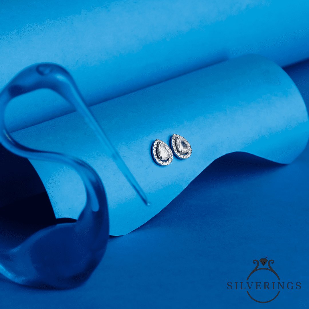 Solitaire Drops Gold Earring - Silverings