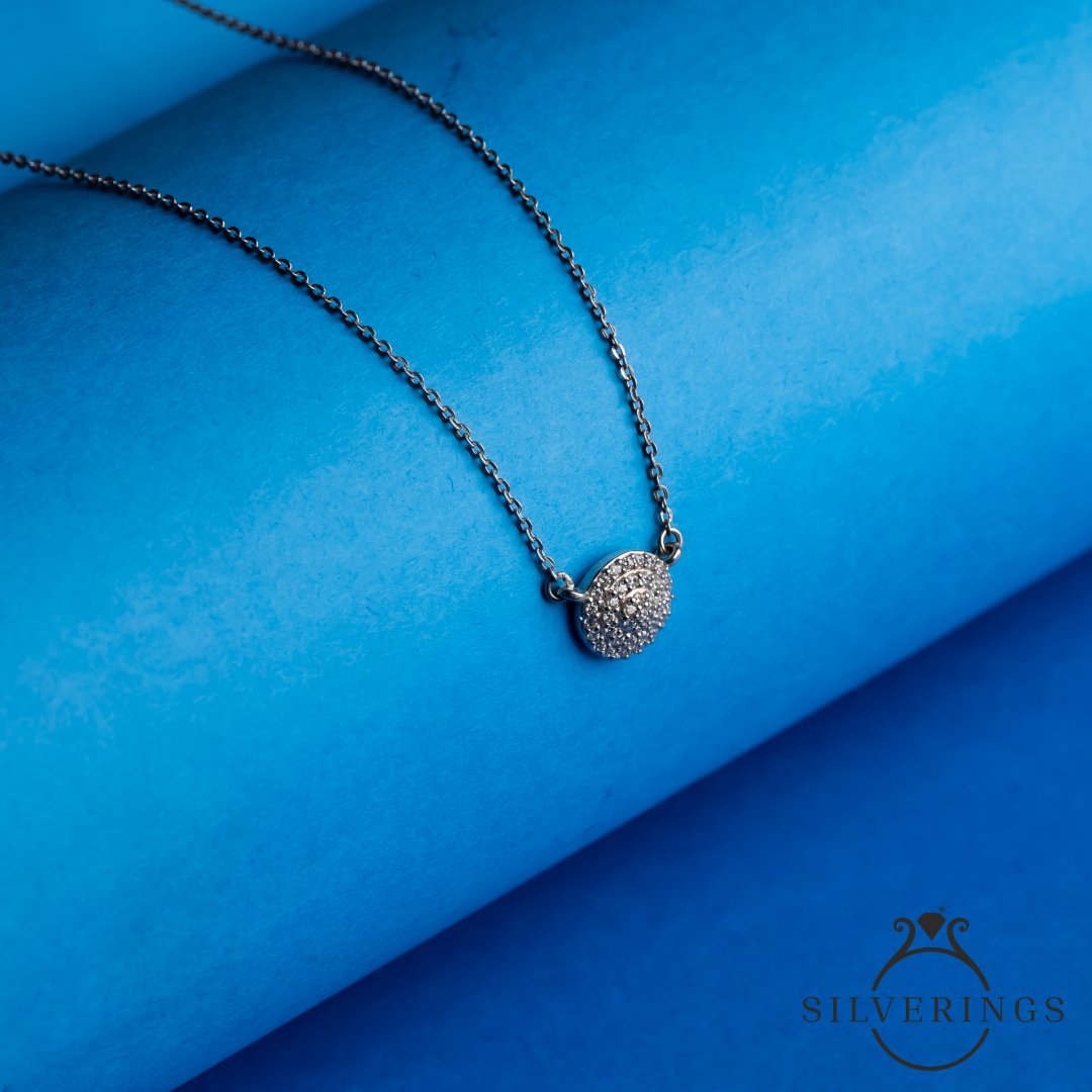 Solitiare Queen Gold Necklace - Silverings