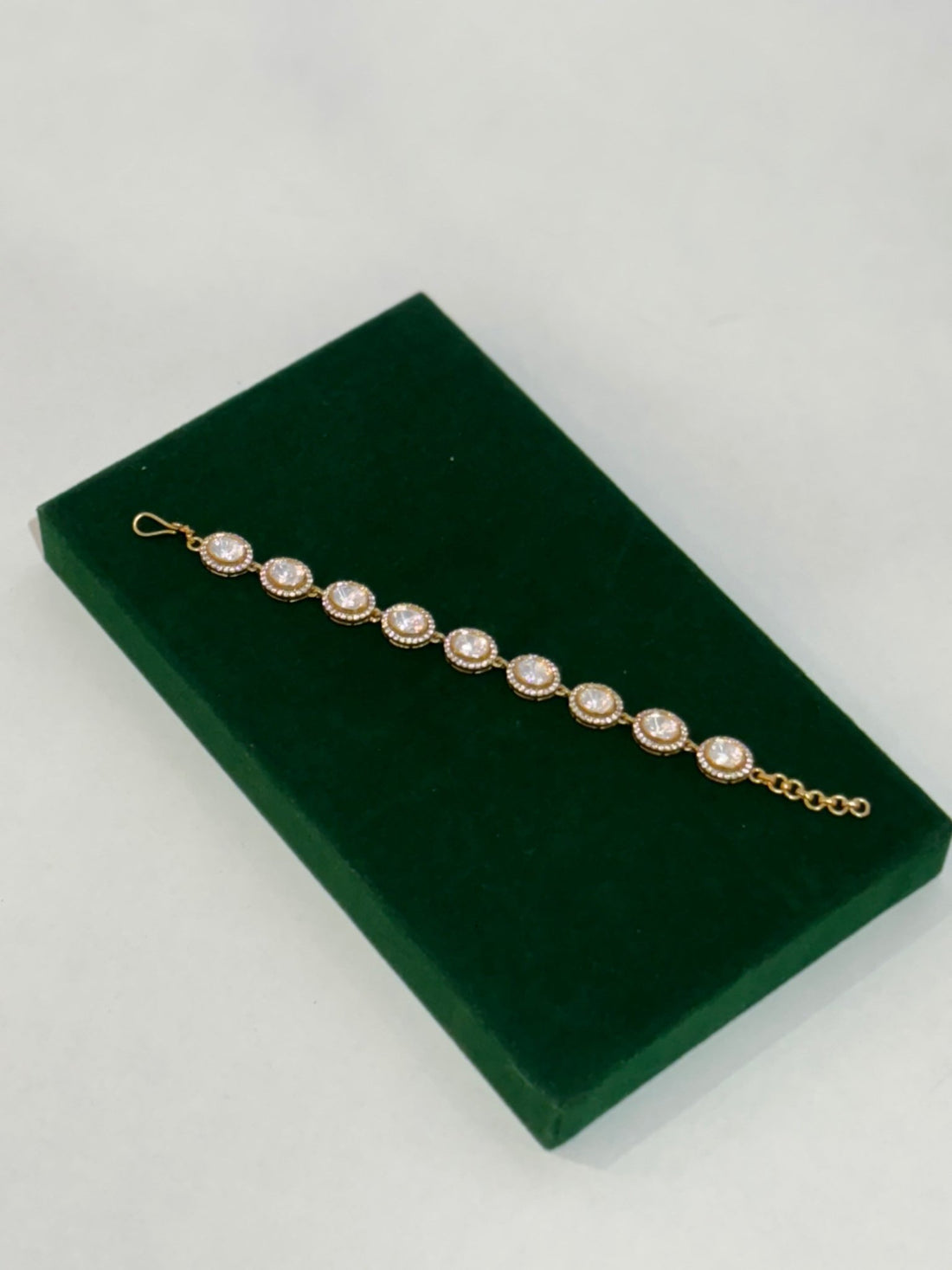 Classic Moissanite Round - Link Bracelet - Silverings
