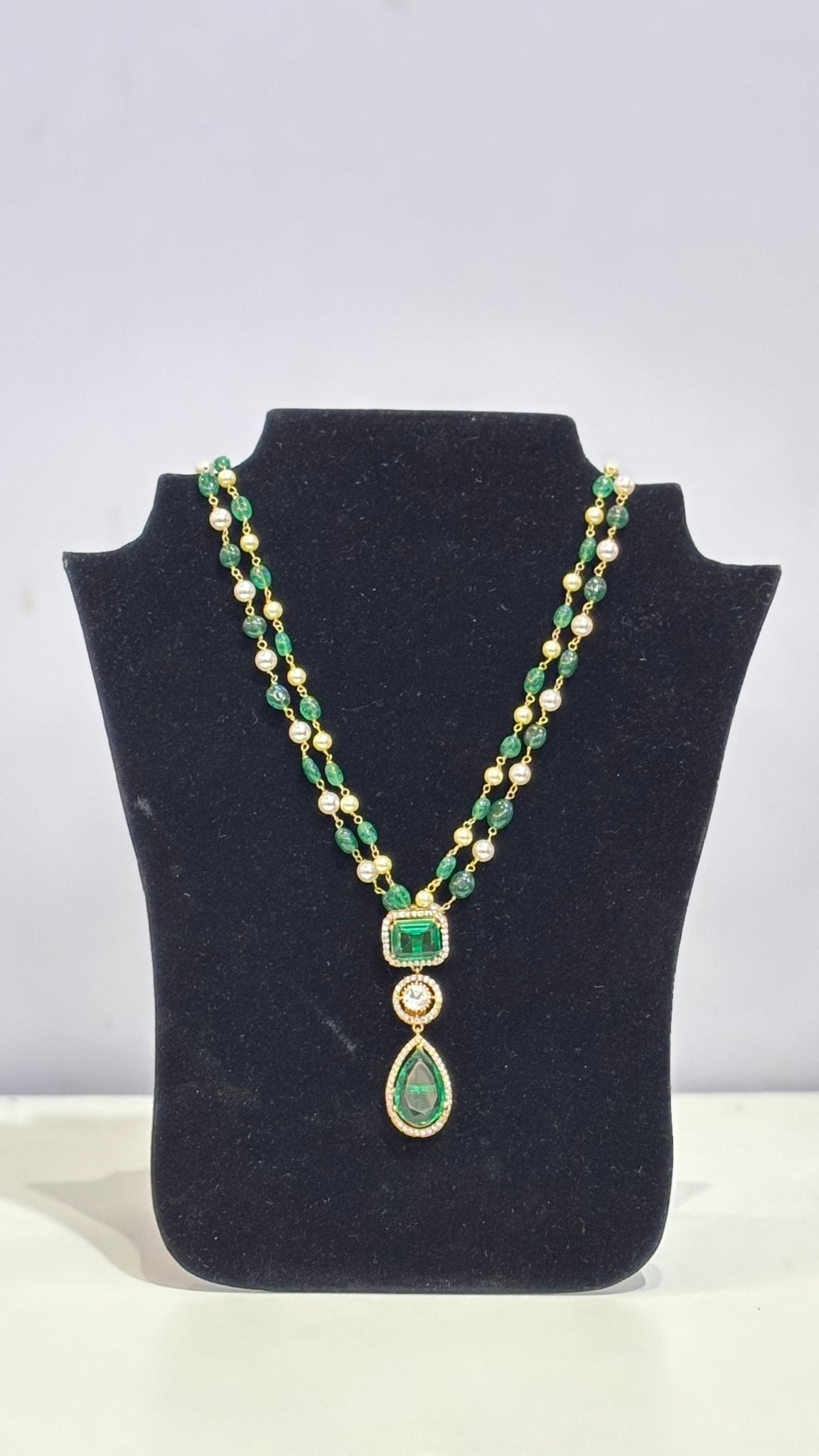 Emerald Elegance Drop (Only Pendant) - Silverings