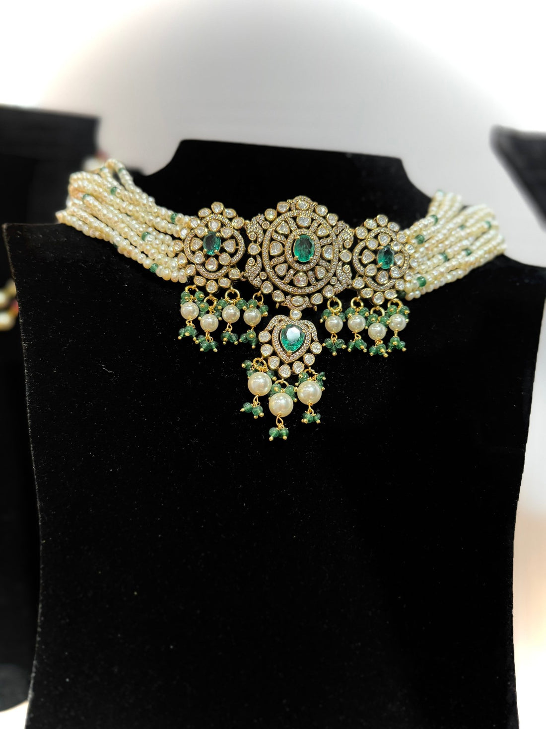 Emerald Royale Pearl Choker - Silverings
