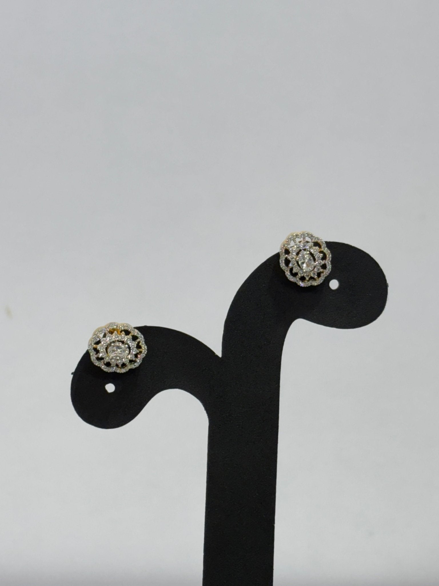 Lattice Floral Moissanite Studs - Silverings