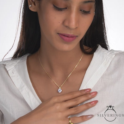 Silverings 925 Sterling Silver Solitaire Zircon Necklace