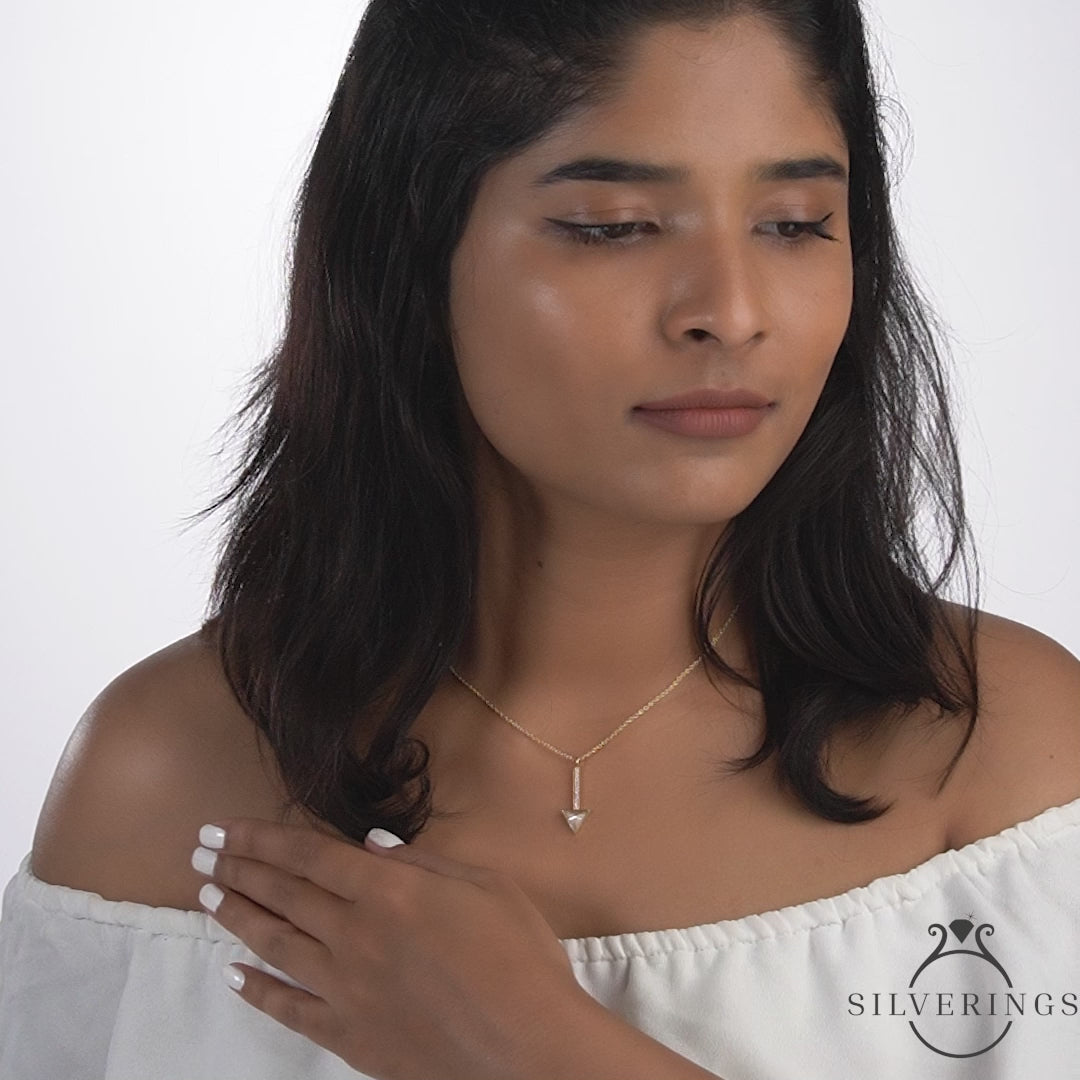 यह सही तरीका है सोने का जिक्रोन हार