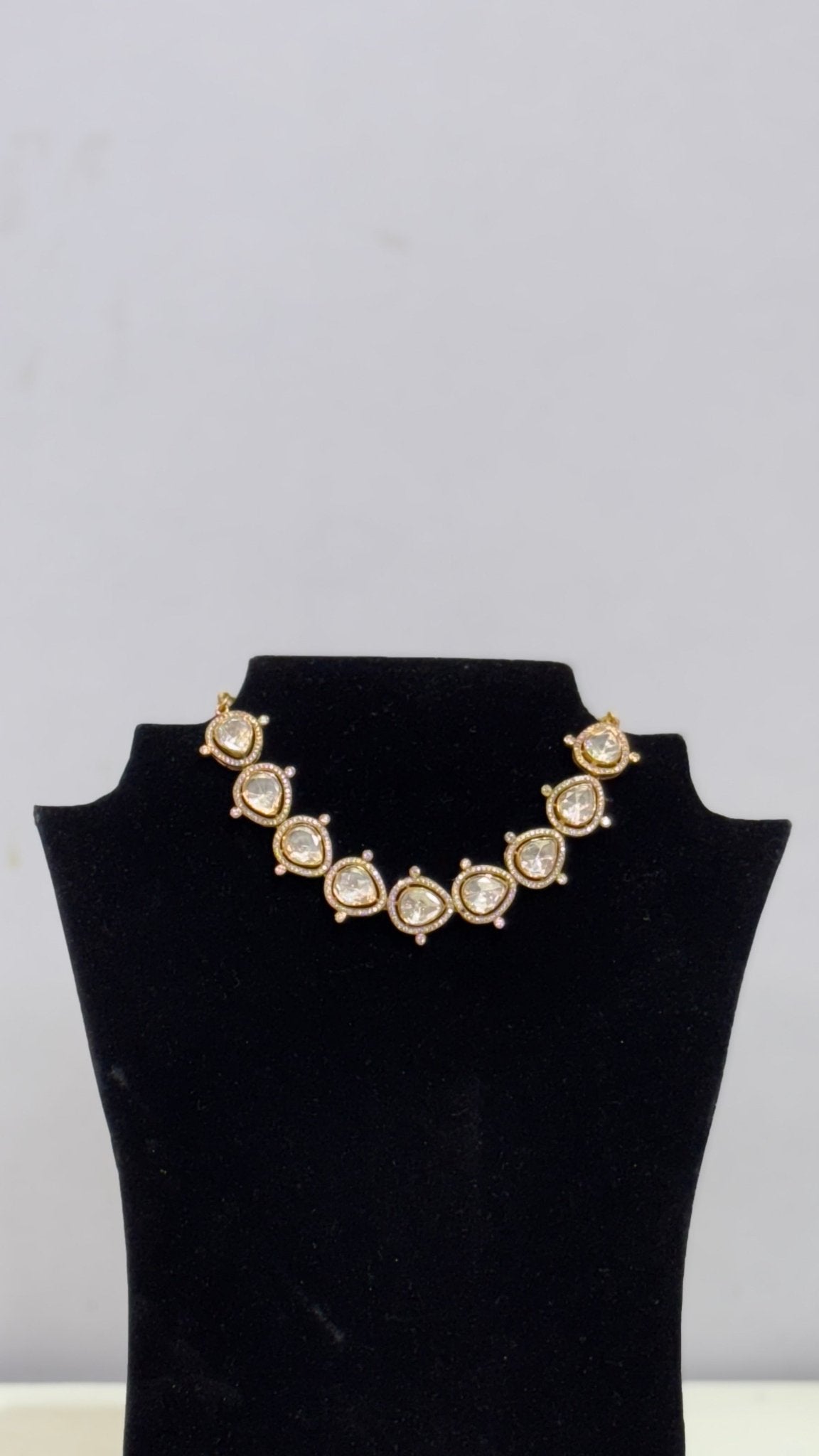 Royal Tear Moissanite Choker - Silverings