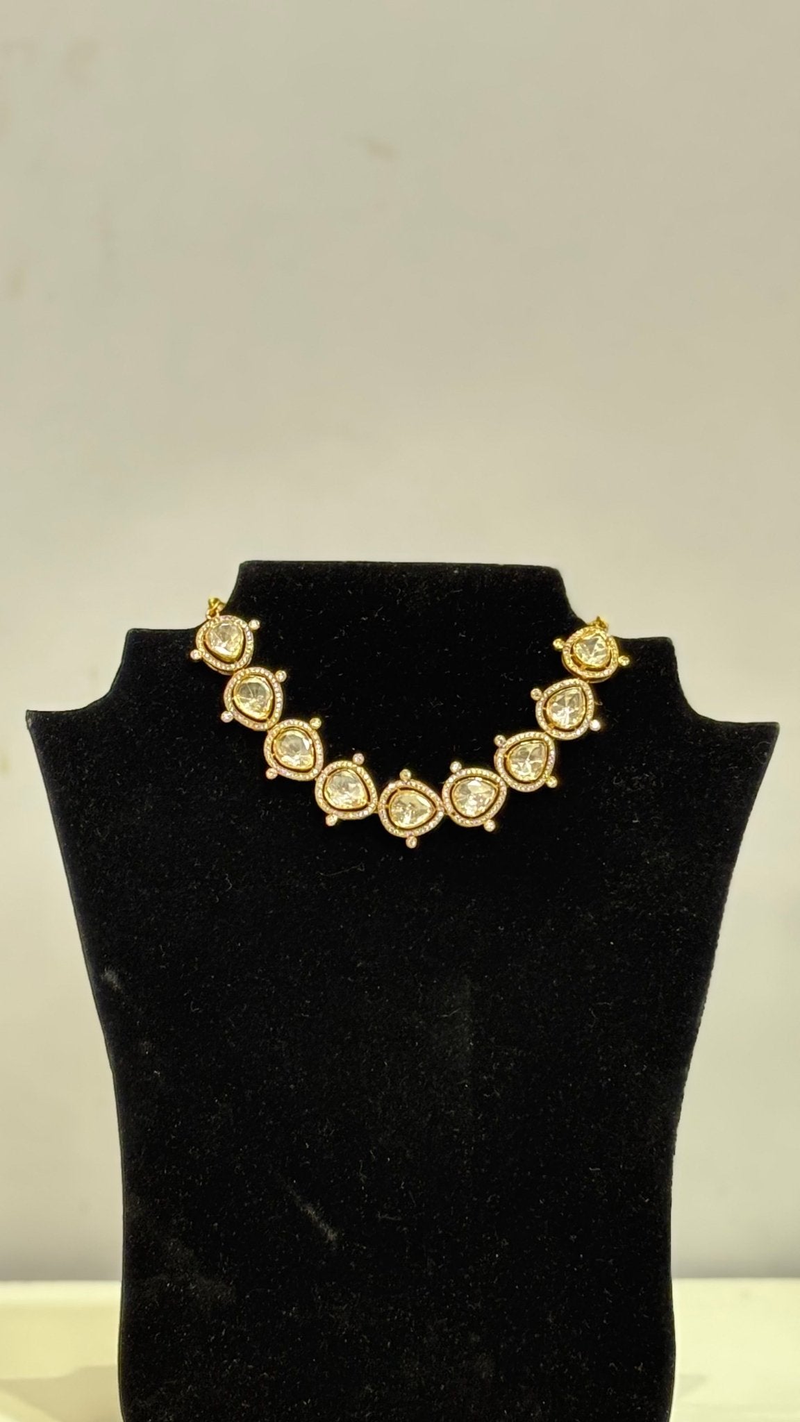 Royal Tear Moissanite Choker - Silverings