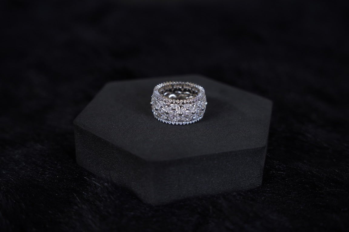 SILVERINGS 925 STERLING ADORNED BLISS SILVER BAND RING - Silverings
