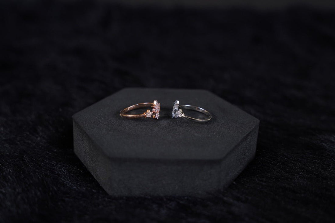 SILVERINGS 925 STERLING STARRY SPARKLE RING - Silverings